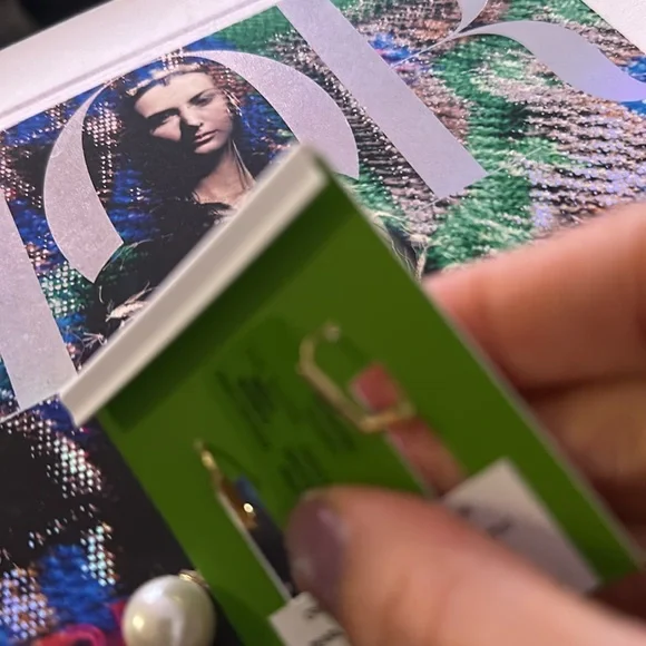 Kate Spade New York Womens Pearls of Wisdom Leverback Earrings - Picture 3 of 4